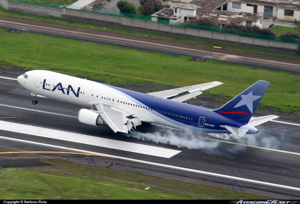 CC-CRT - Boeing 767-316(ER) - LAN Chile