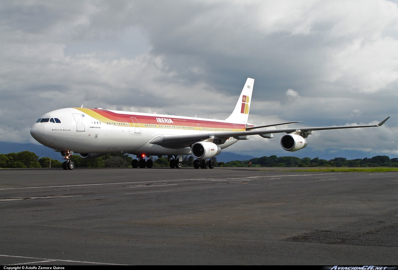 EC-HGU - Airbus A340-313X - Iberia