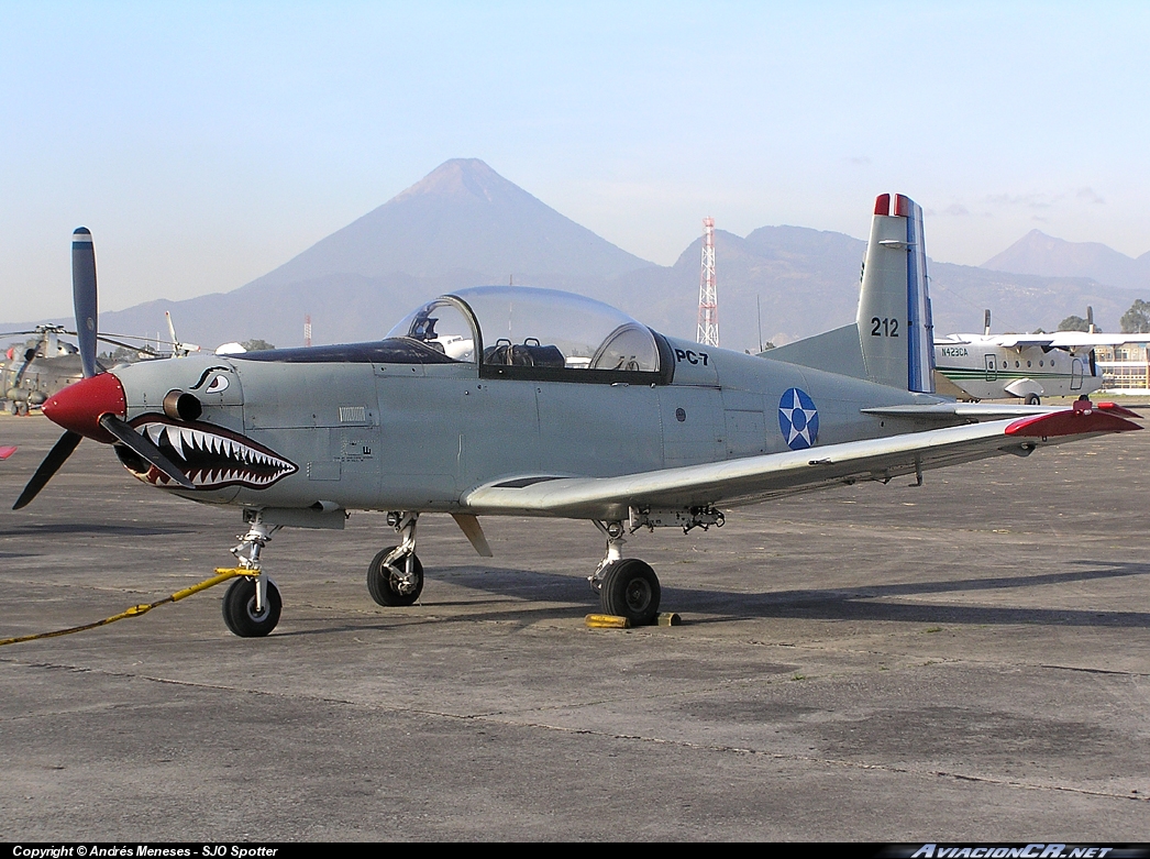 FAG-212 - Pilatus PC-7 - Fuerza AÃ©rea Guatemalteca