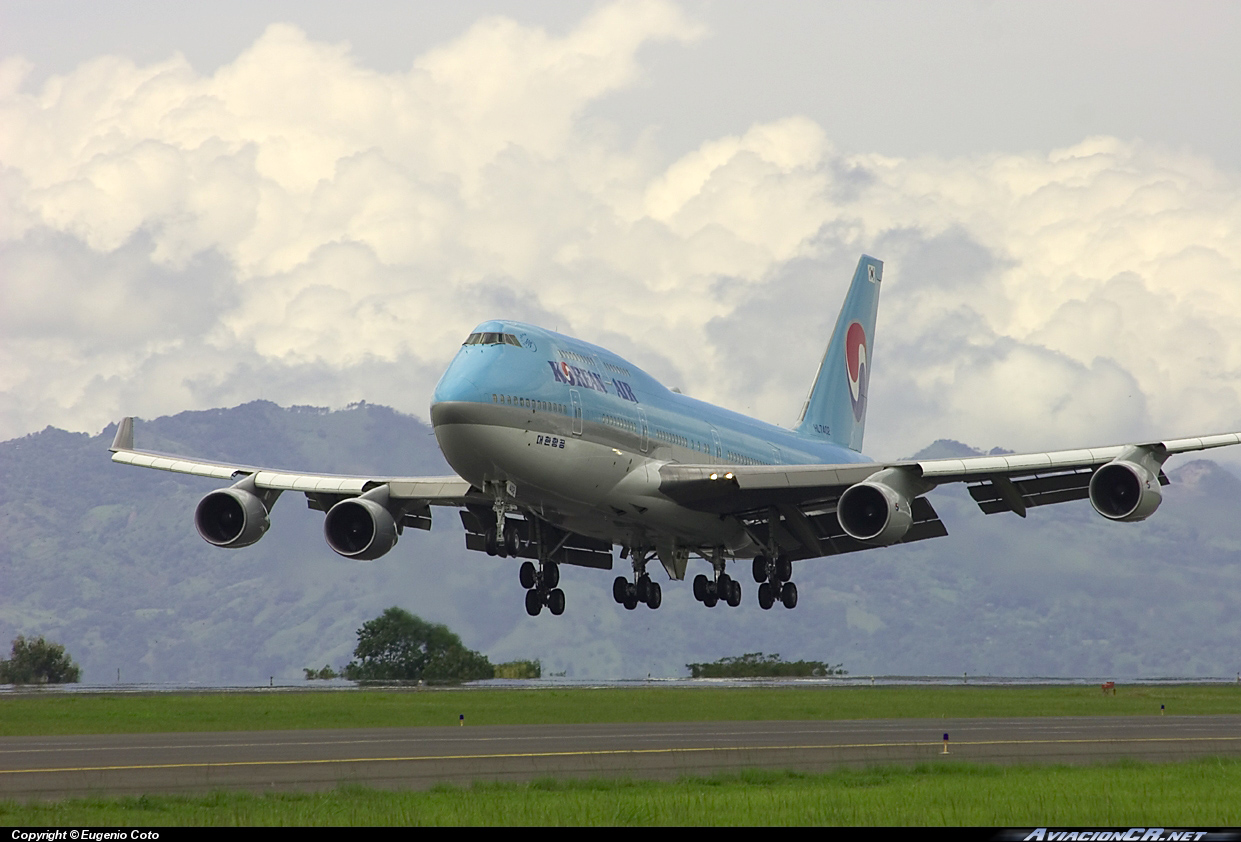 HL7402 - Boeing 747-4B5 - Korean Air