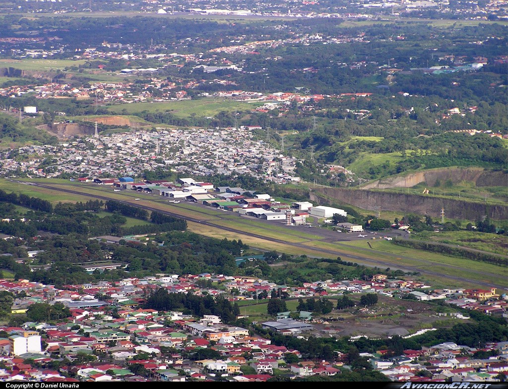 MRPV - Aeropuerto - Vista Aerea