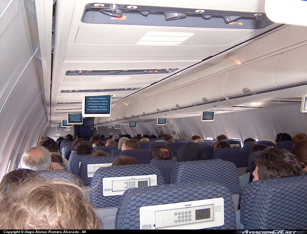 N37273 - Boeing 737-824 - Continental Airlines