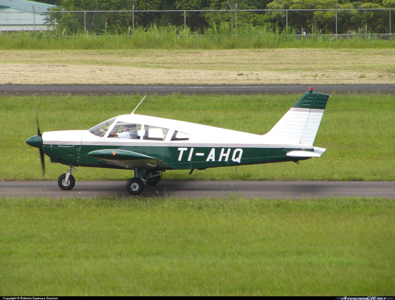 TI-AHQ - Piper PA-28-180 Cherokee D - Aerotica Escuela de Aviación