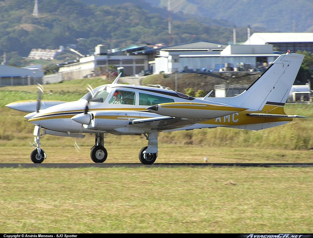 TI-AMC - Cessna 310Q - Privado