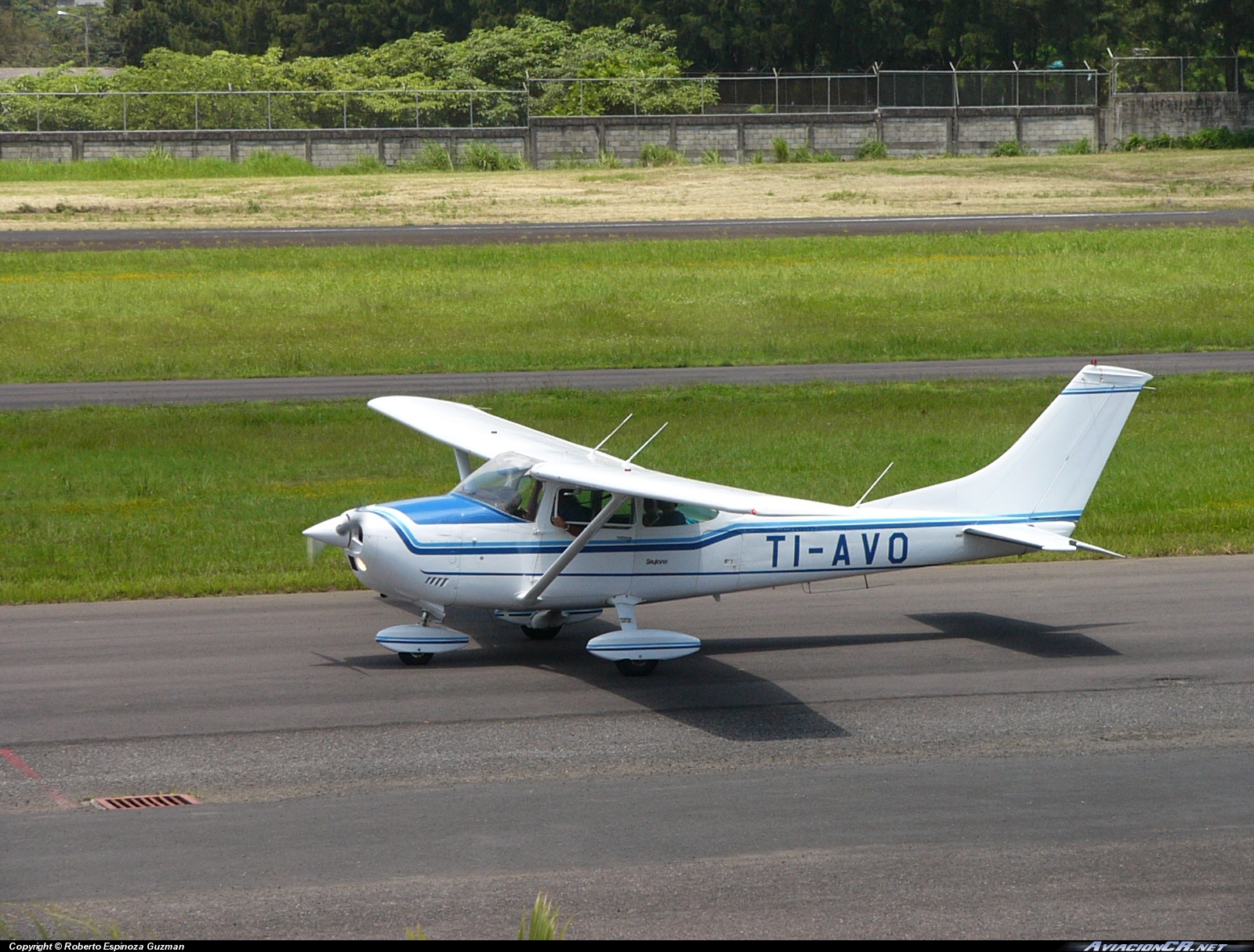 TI-AVO - Cessna 182P Skylane - Aerotour