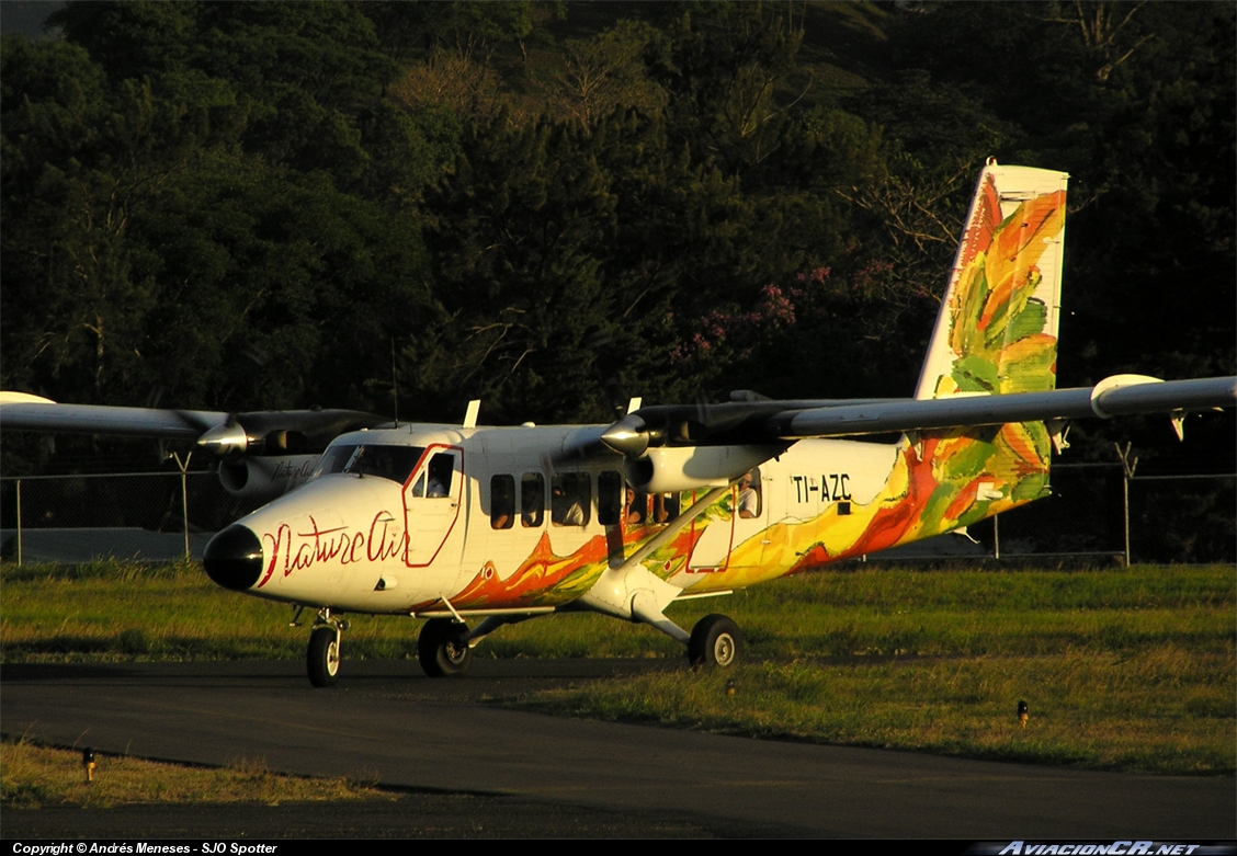 TI-AZC - De Havilland Canada DHC-6-300 Twin Otter - Nature Air