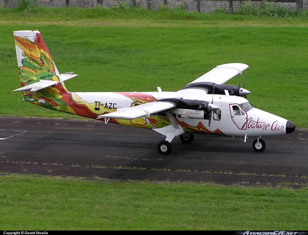 TI-AZC - De Havilland Canada DHC-6-300 Twin Otter - Nature Air
