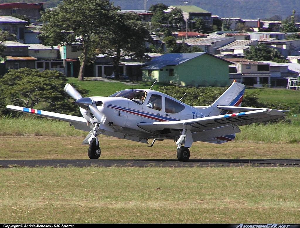 TI-COS - Rockwell Commander 114 - Privado