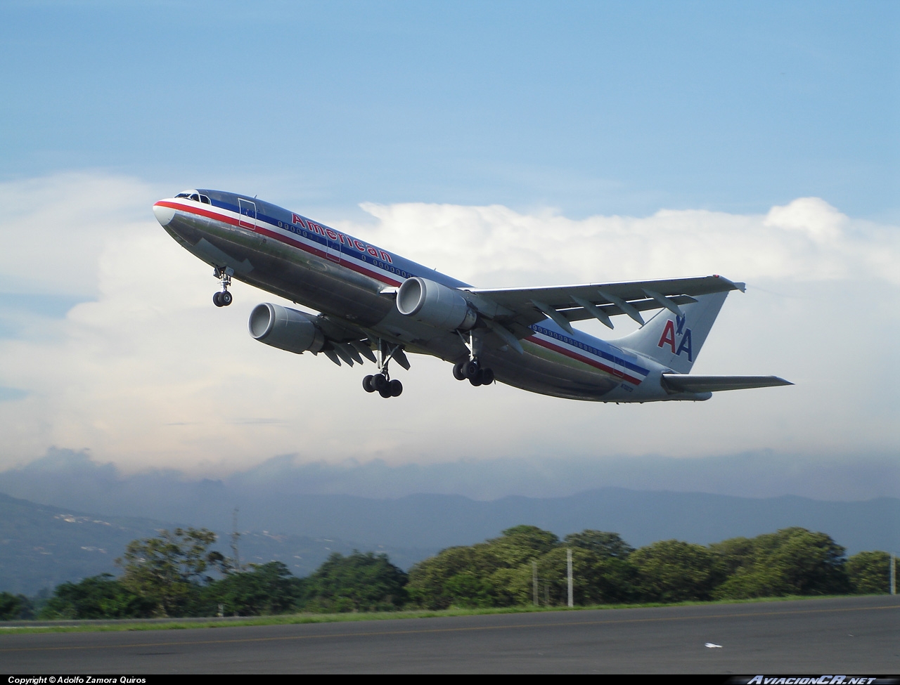  - Airbus A300B4-605R - American Airlines