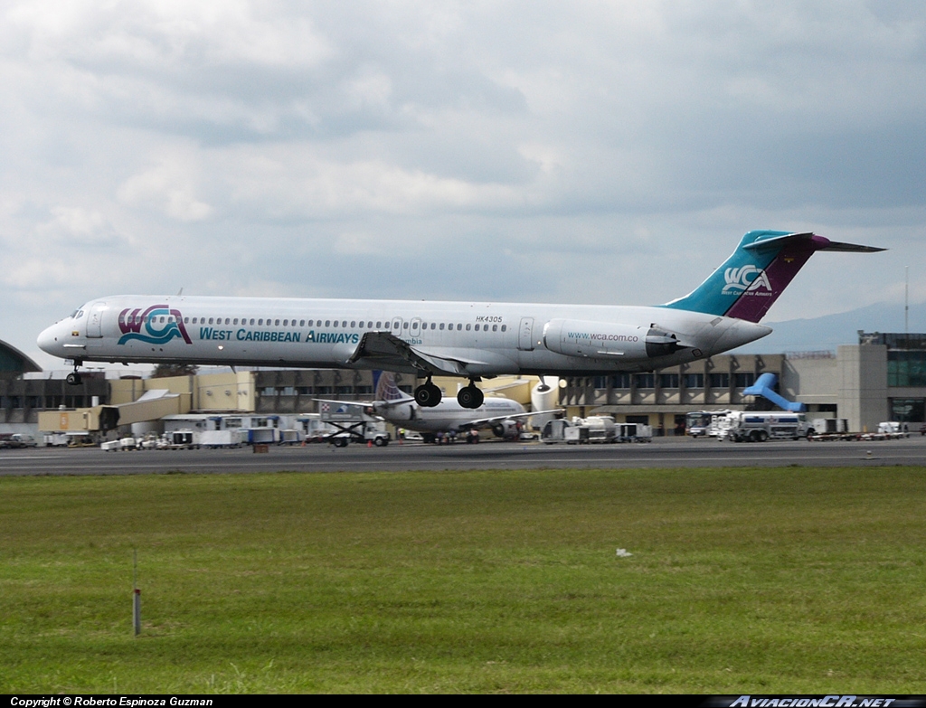 HK-4305 - McDonnell Douglas MD-82 - West Caribbean Costa Rica