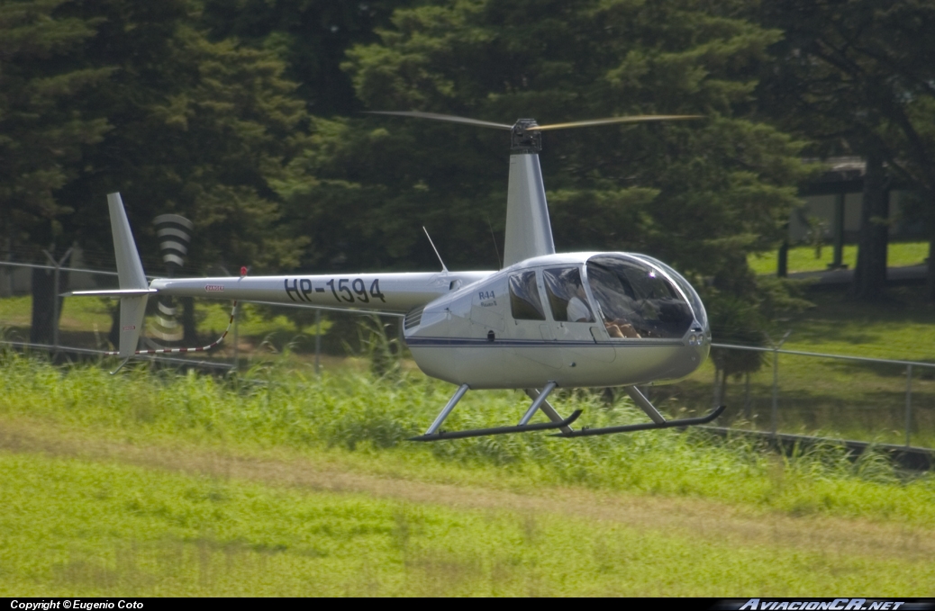 HP-1594 - Robinson R44 Raven II - Privado