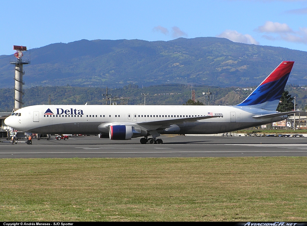 N129DL - Boeing 767-332 - Delta Air Lines