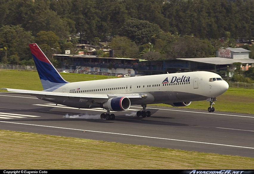 N132DN - Boeing 767-332 - Delta Air Lines