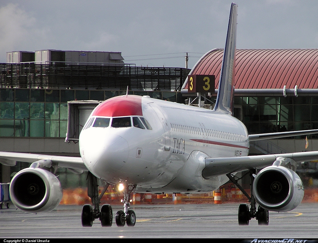 N465TA - Airbus A320-233 - TACA