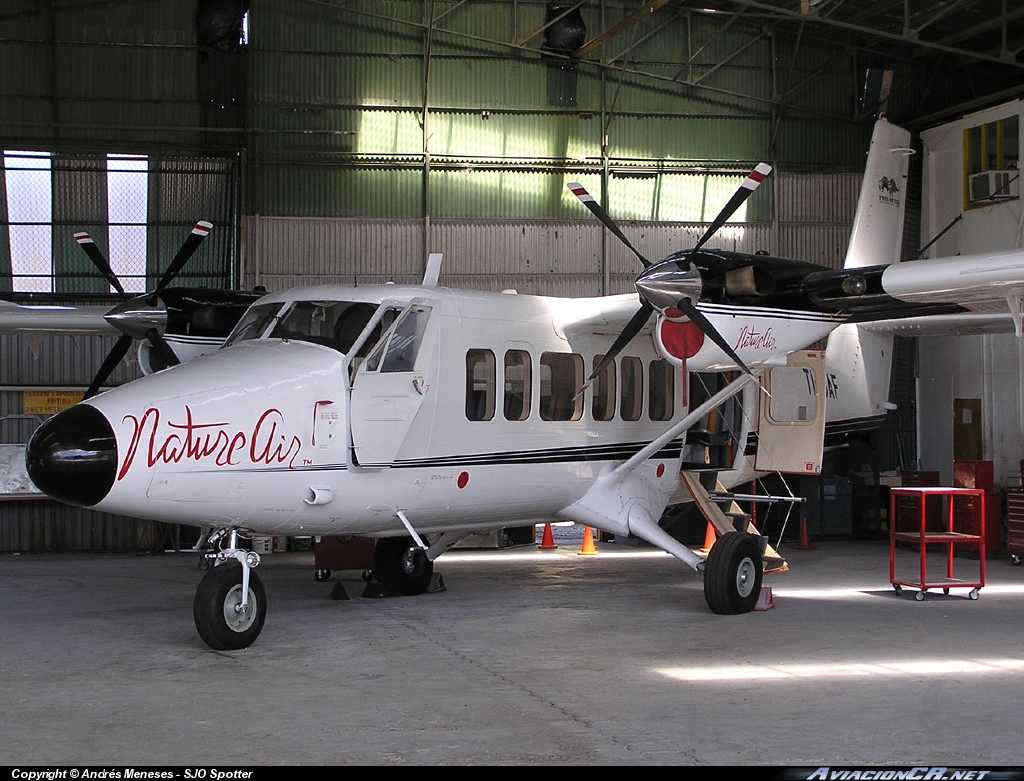 TI-BAF - De Havilland Canada DHC-6-300 Twin Otter/Vistaliner - Nature Air