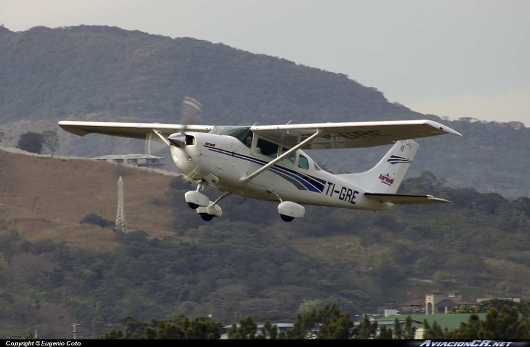 TI-GRE - Cessna U206F Stationair II - Aerobell