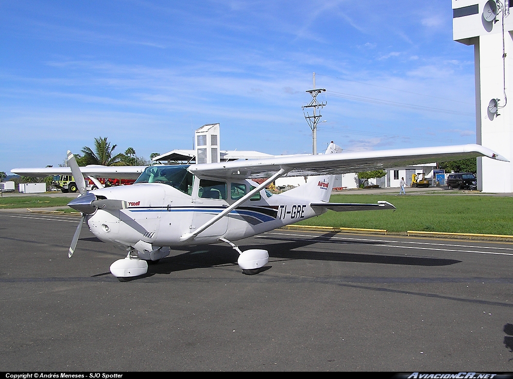 TI-GRE - Cessna U206F Stationair II - Aerobell