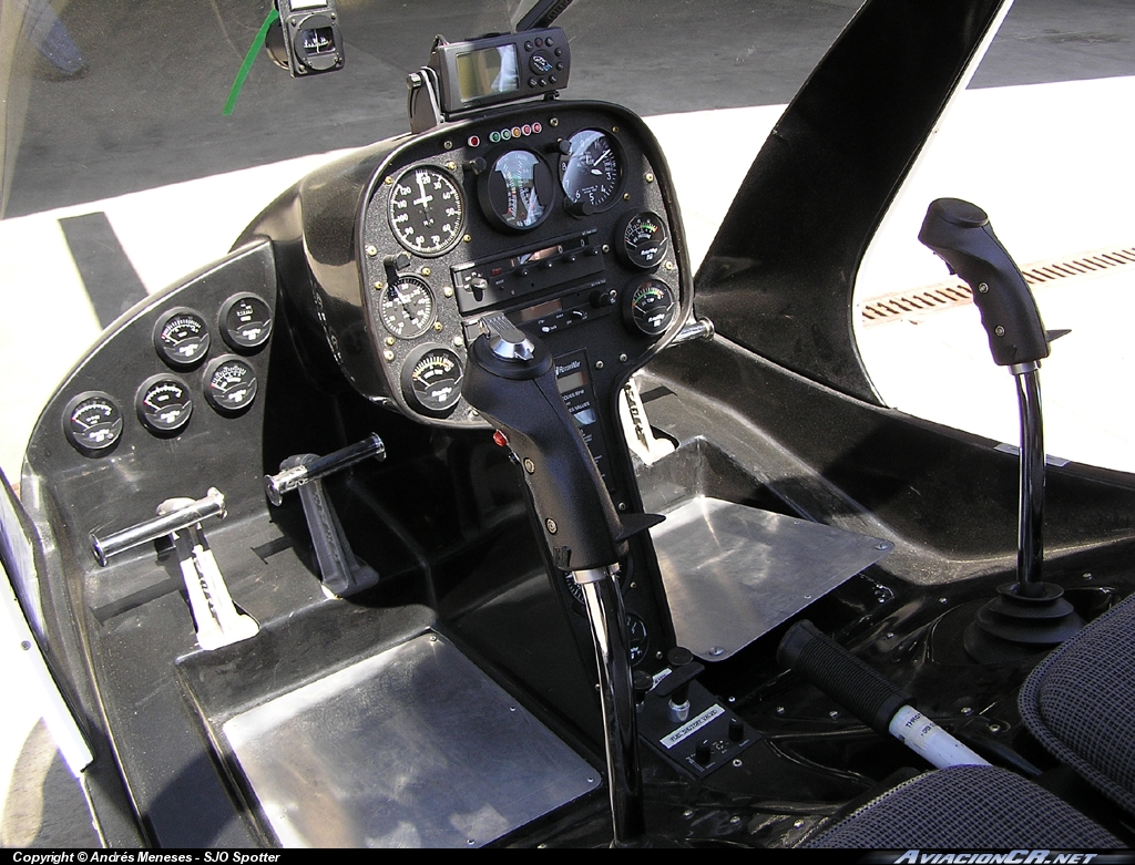 UL-TI-040 - RotorWay International EXEC 162F - AENSA