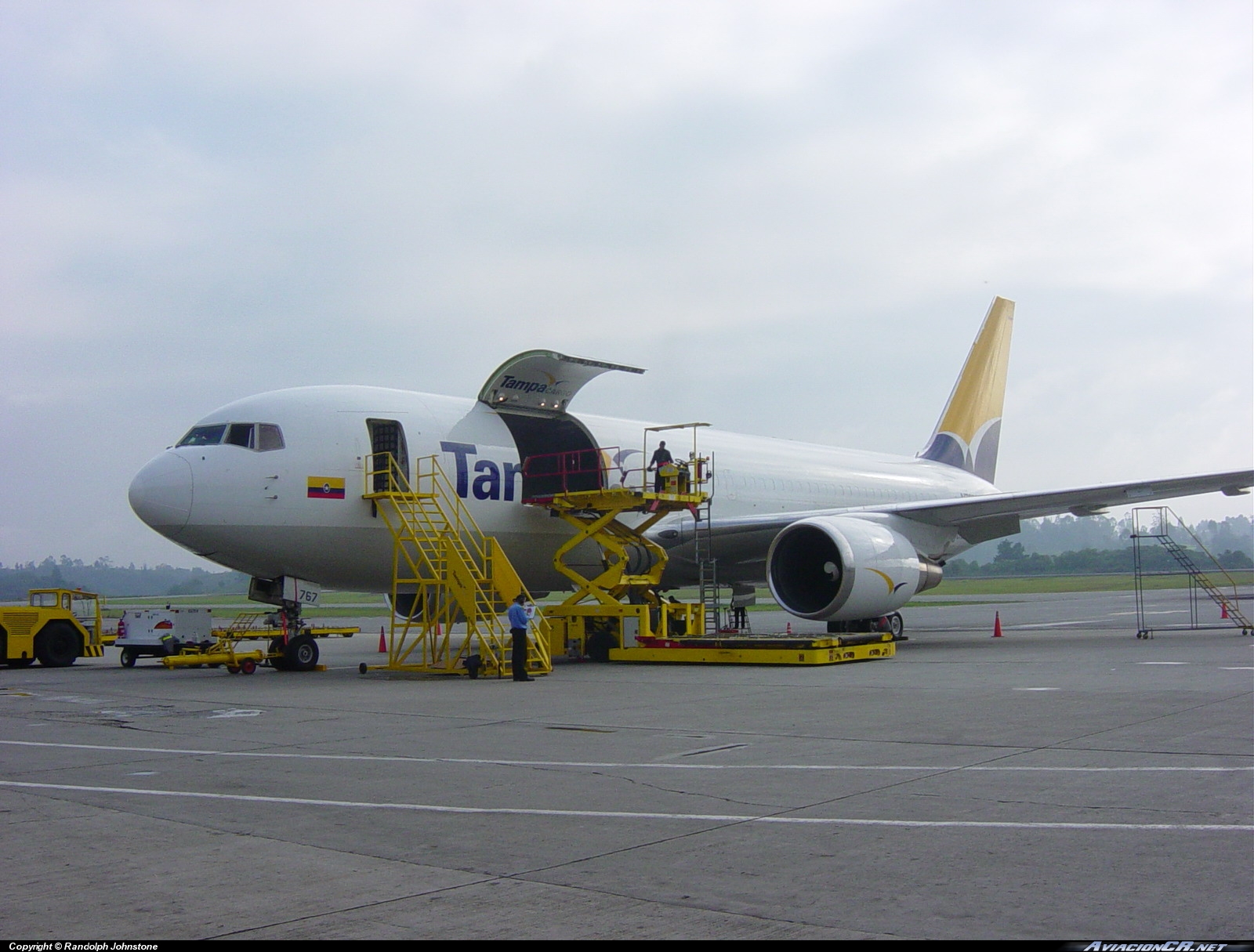 N767QT - Boeing 767-241/ER - Tampa Colombia