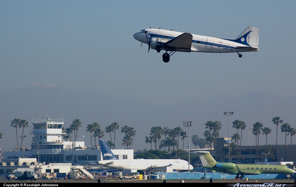N403JB - Douglas DC-3 - Privado