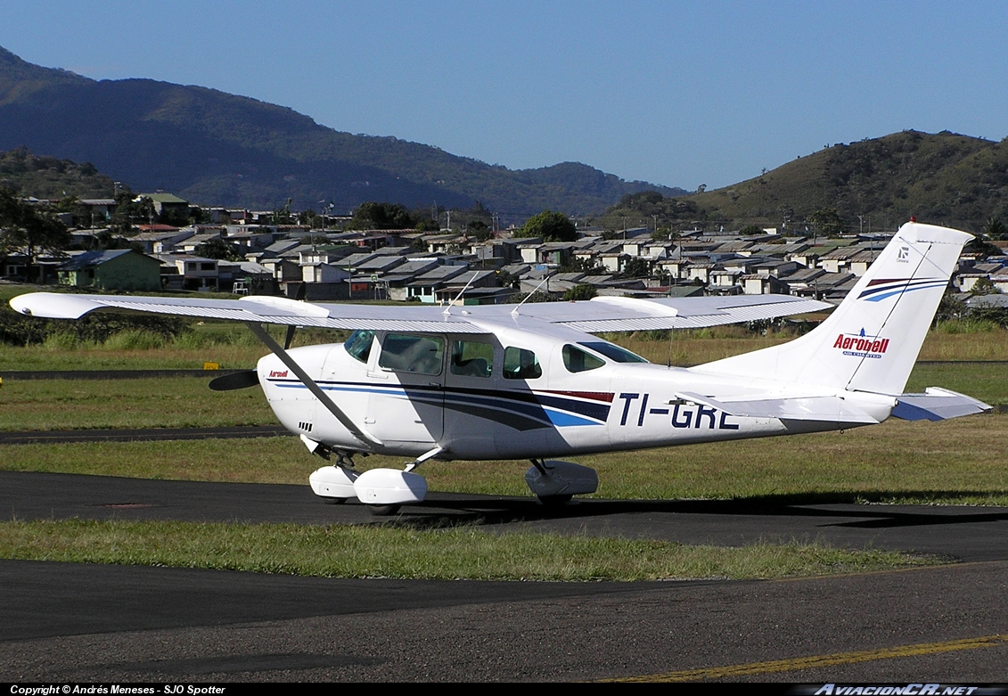 TI-GRE - Cessna U206F Stationair II - Aerobell