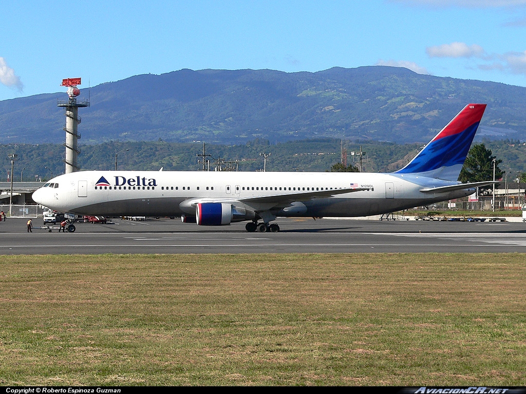 N129DL - Boeing 767-332 - Delta Air Lines