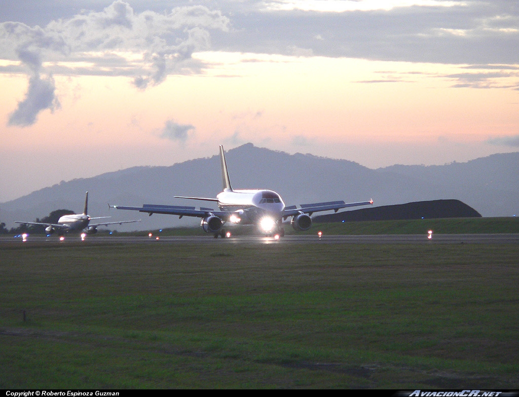 N461TA - Airbus A320-233 - TACA