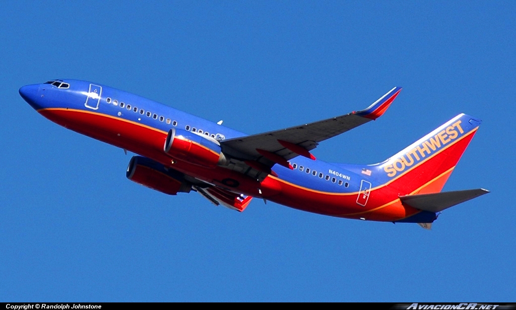 N404WN - Boeing 737-7H4 - Southwest Airlines