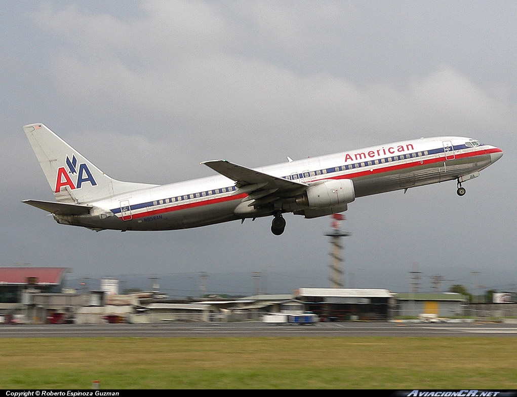 N958AN - Boeing 737-823 - American Airlines