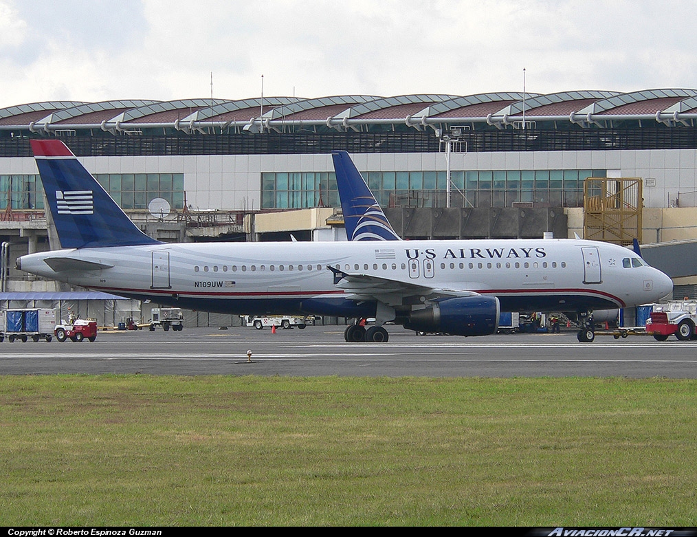 N109UW - Airbus A320-214 - US Airways