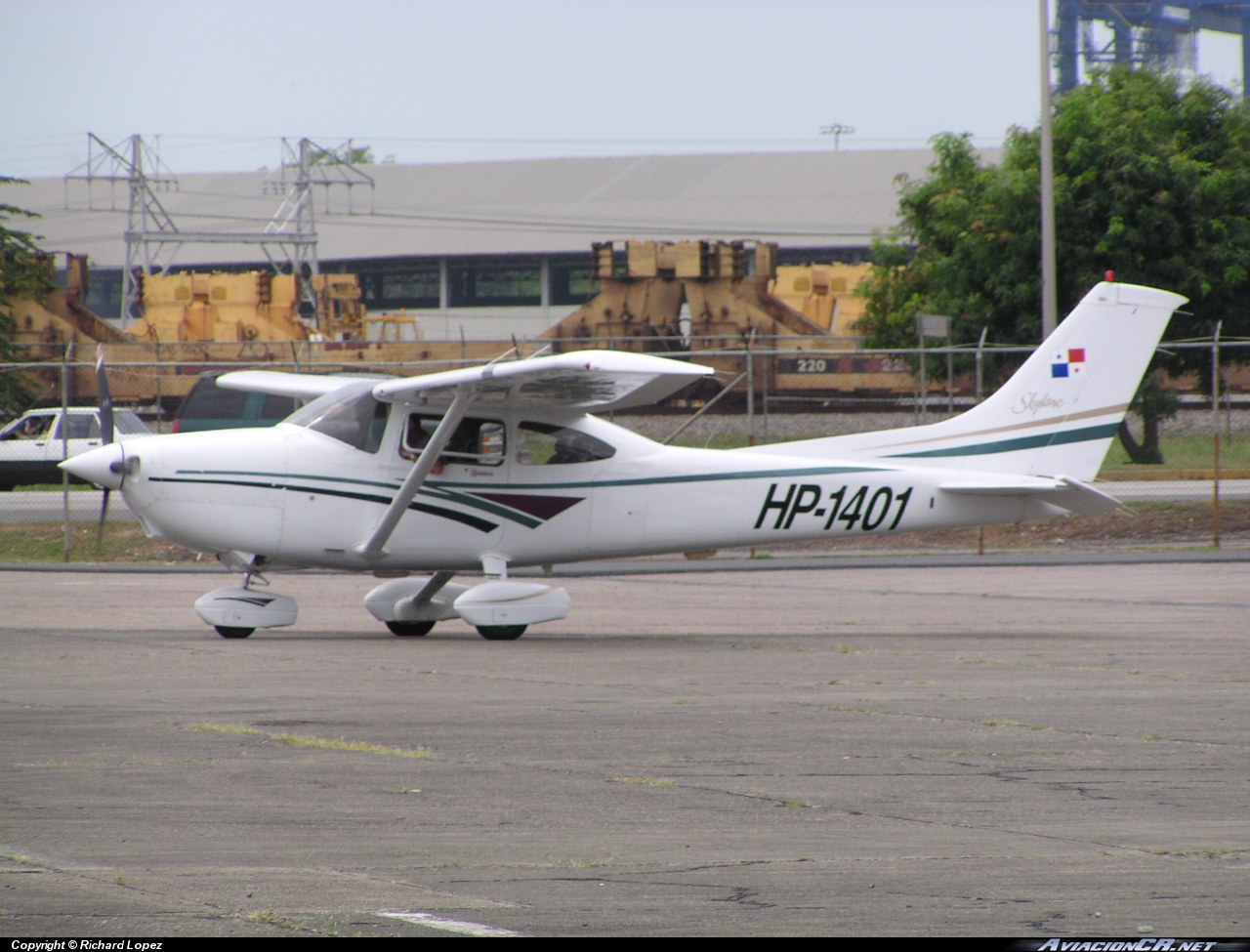 HP-1401 - Cessna 182 - Privado