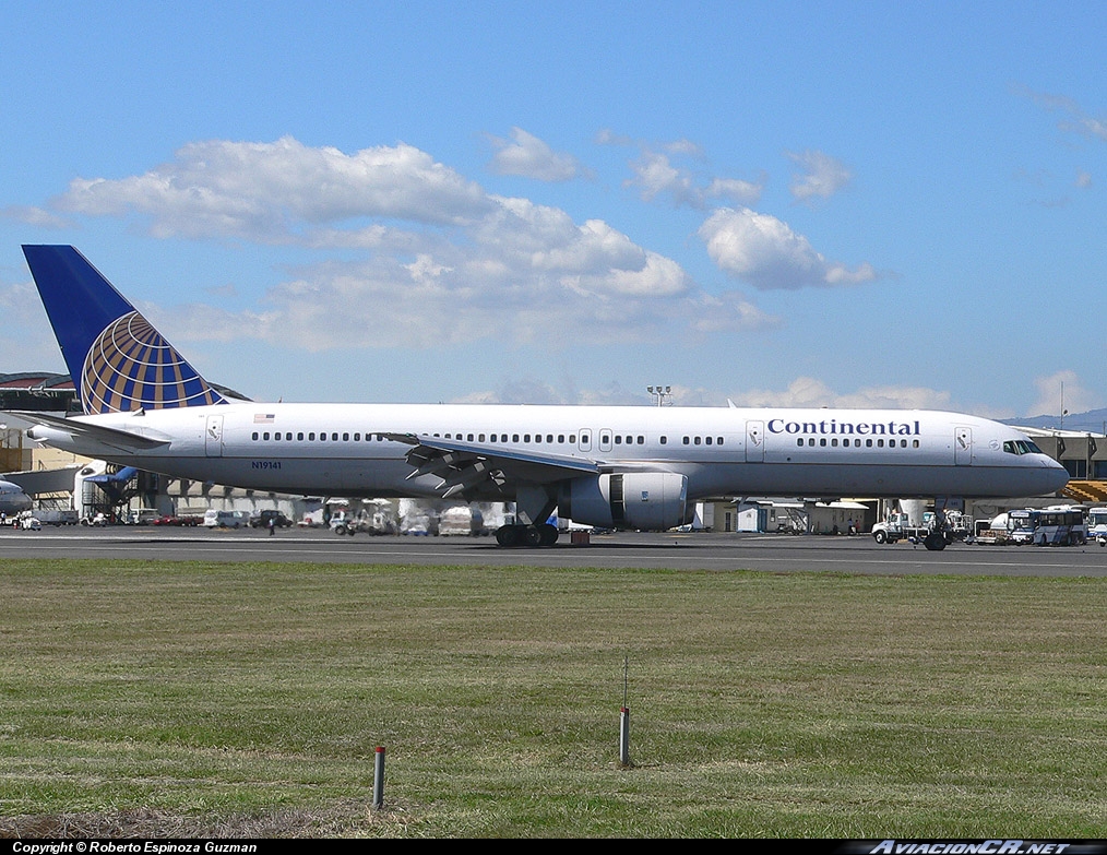 N19141 - Boeing 757-224 - Continental Airlines
