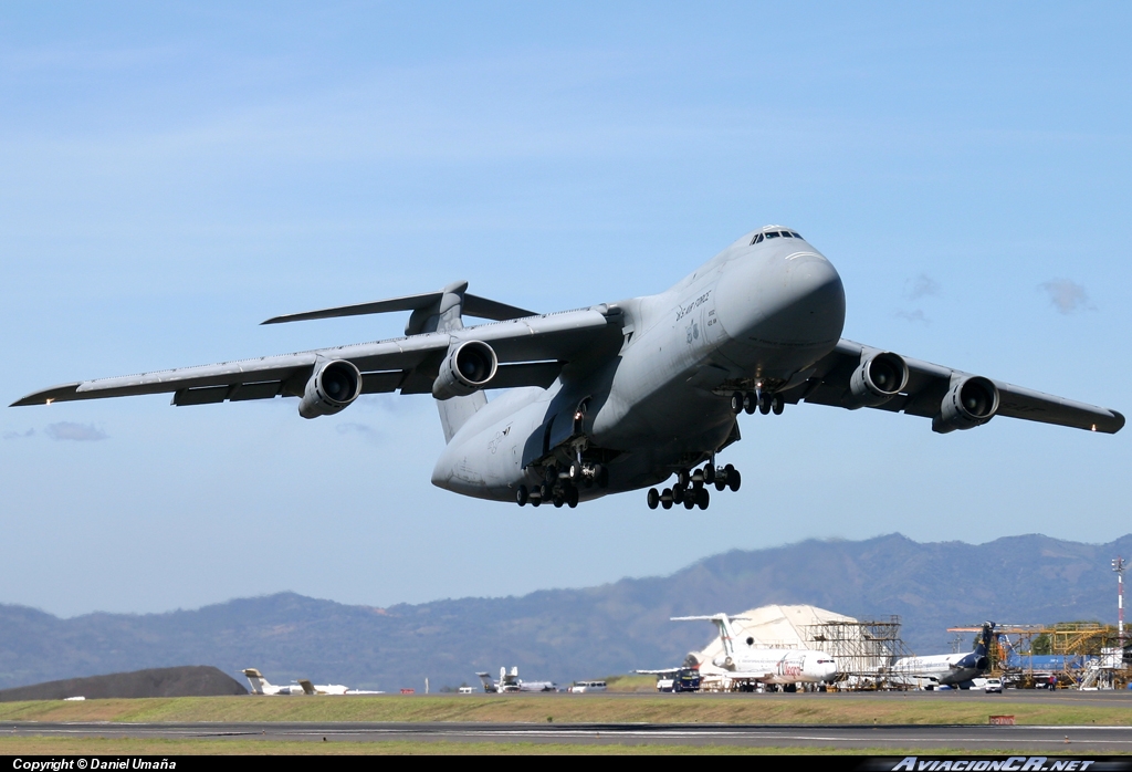 90002 - Lockheed C-5B Galaxy - USAF - United States Air Force - Fuerza Aerea de EE.UU