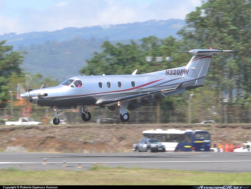 N320PW - Pilatus PC-12/45 - Desconocida