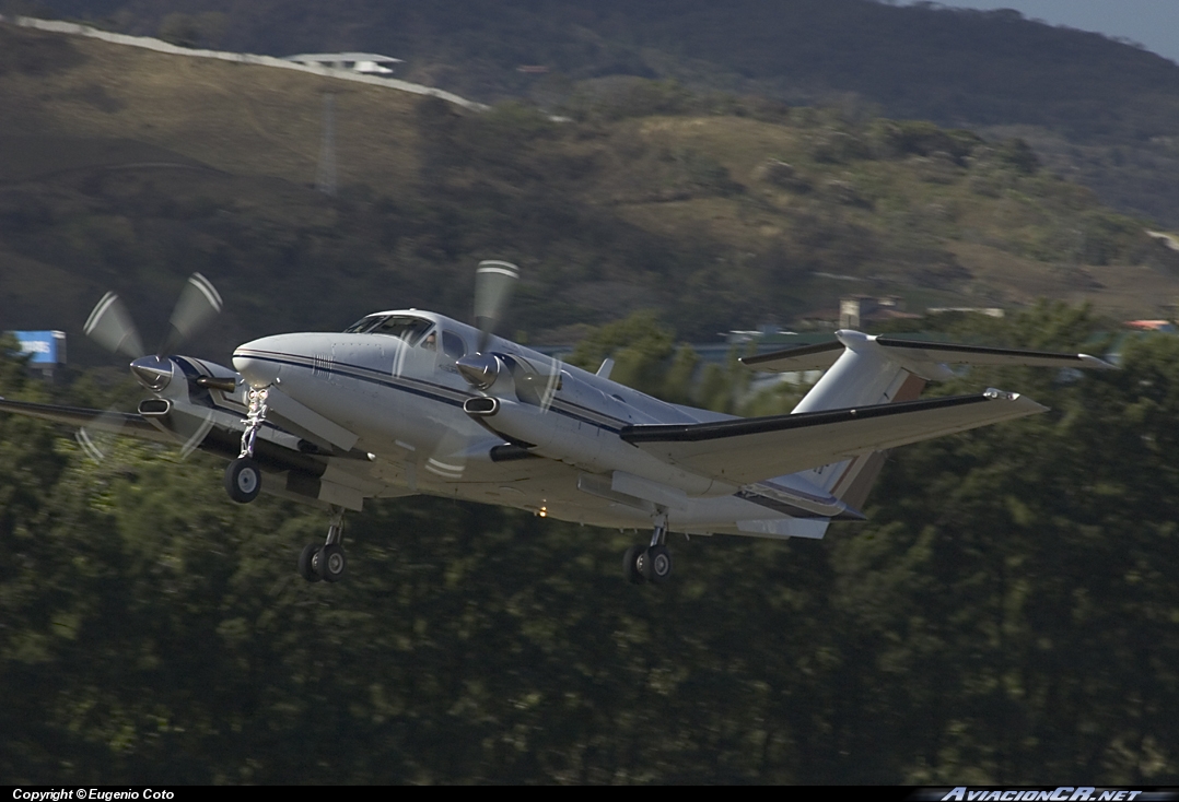 N123AF - Beechcraft B300 King Air - Aerobell