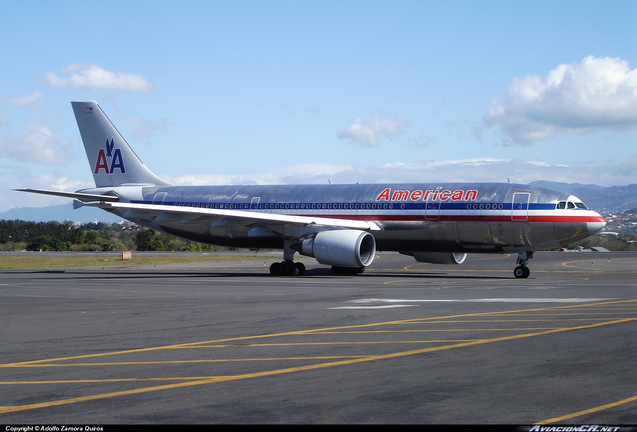 N7083A - Airbus A300B4-605R - American Airlines