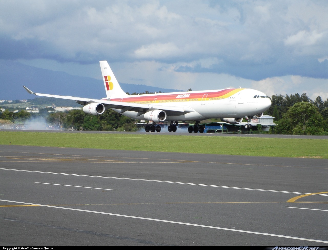 EC-HGU - Airbus A340-313X - Iberia