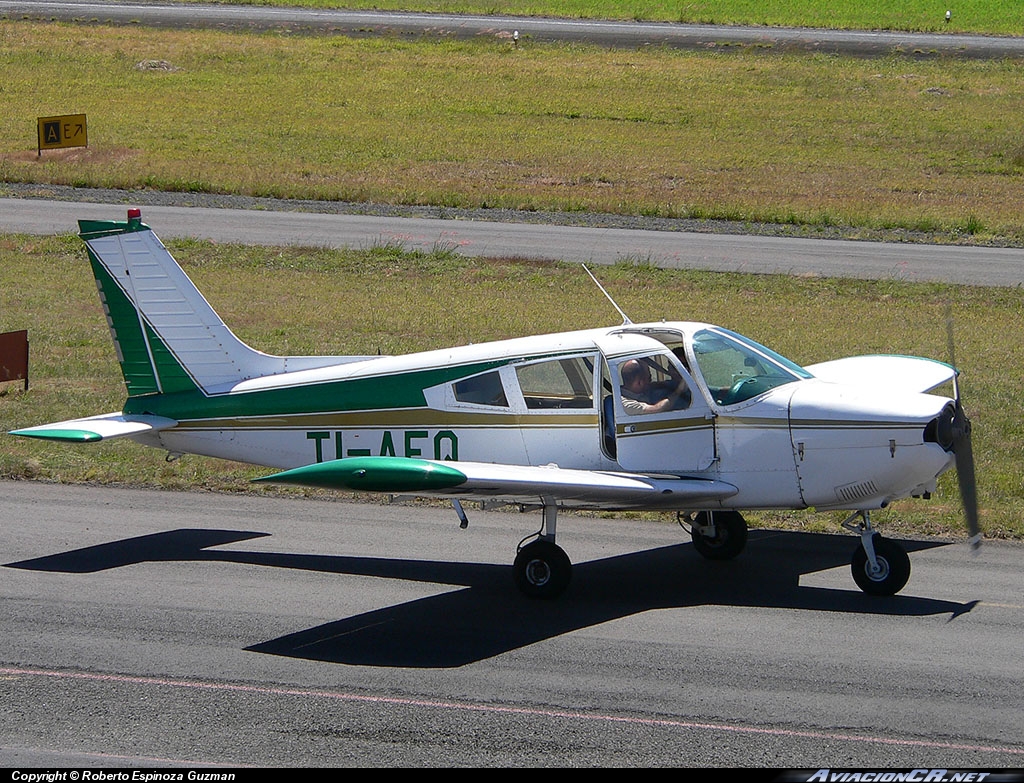 TI-AFQ - Piper PA-28-180 - AENSA