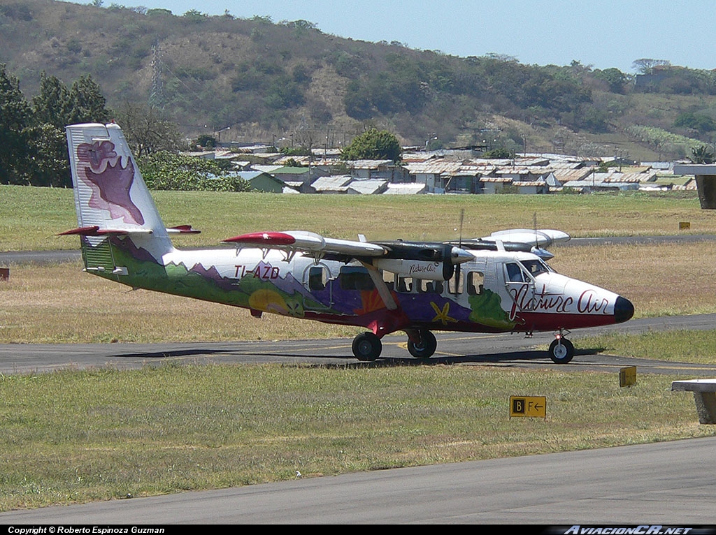 TI-AZD - De Havilland Canada DHC-6-300 Twin Otter - Nature Air