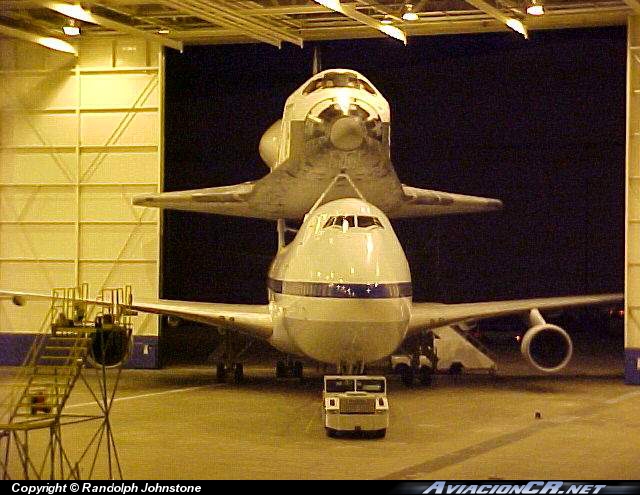 OV-102 - Rockwell OV-102  (Space Shuttle Columbia) - NASA - National Aeronautics and Space Administration