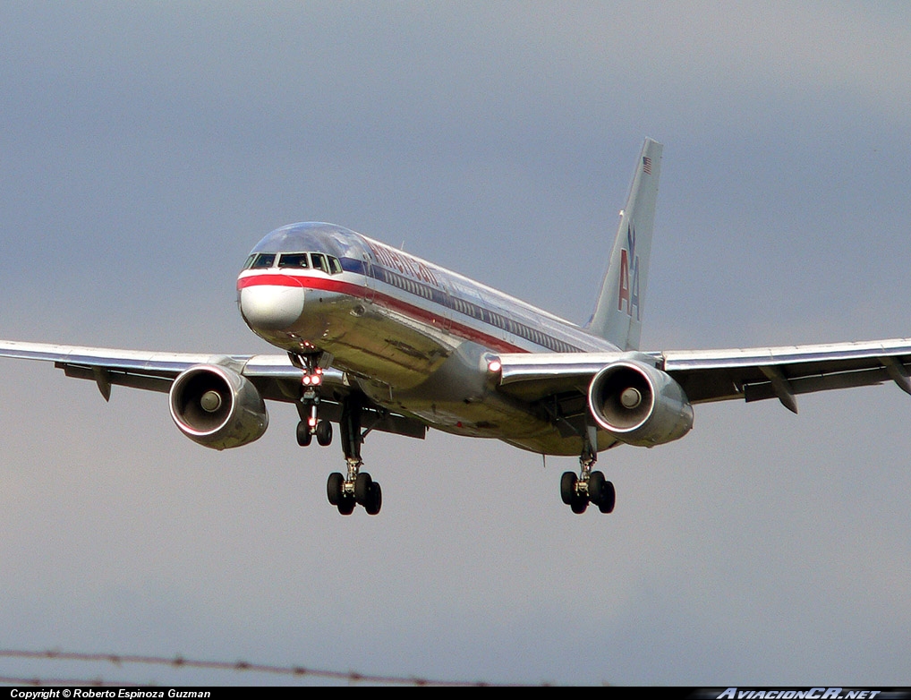 N181AN - Boeing 757-223 - American Airlines