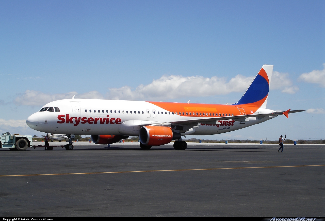 C-FOJZ - Airbus A320-214 - Skyservice Airlines