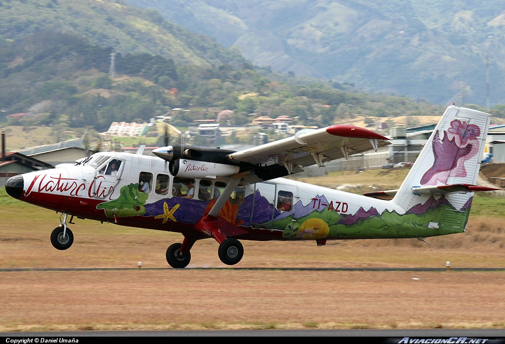 TI-AZD - De Havilland Canada DHC-6-300 Twin Otter - Nature Air