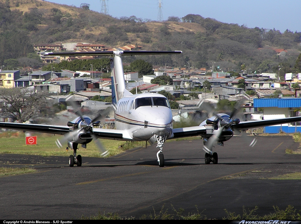 N123AF - Beechcraft B300 King Air - Aerobell