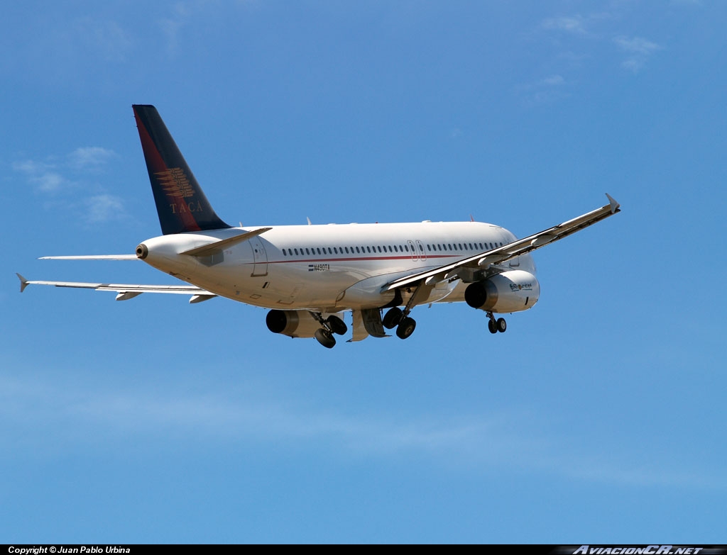 N490TA - Airbus A320-233 - TACA