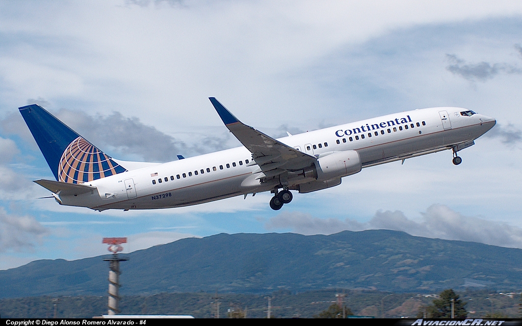 N37298 - Boeing 737-800 - Continental Airlines