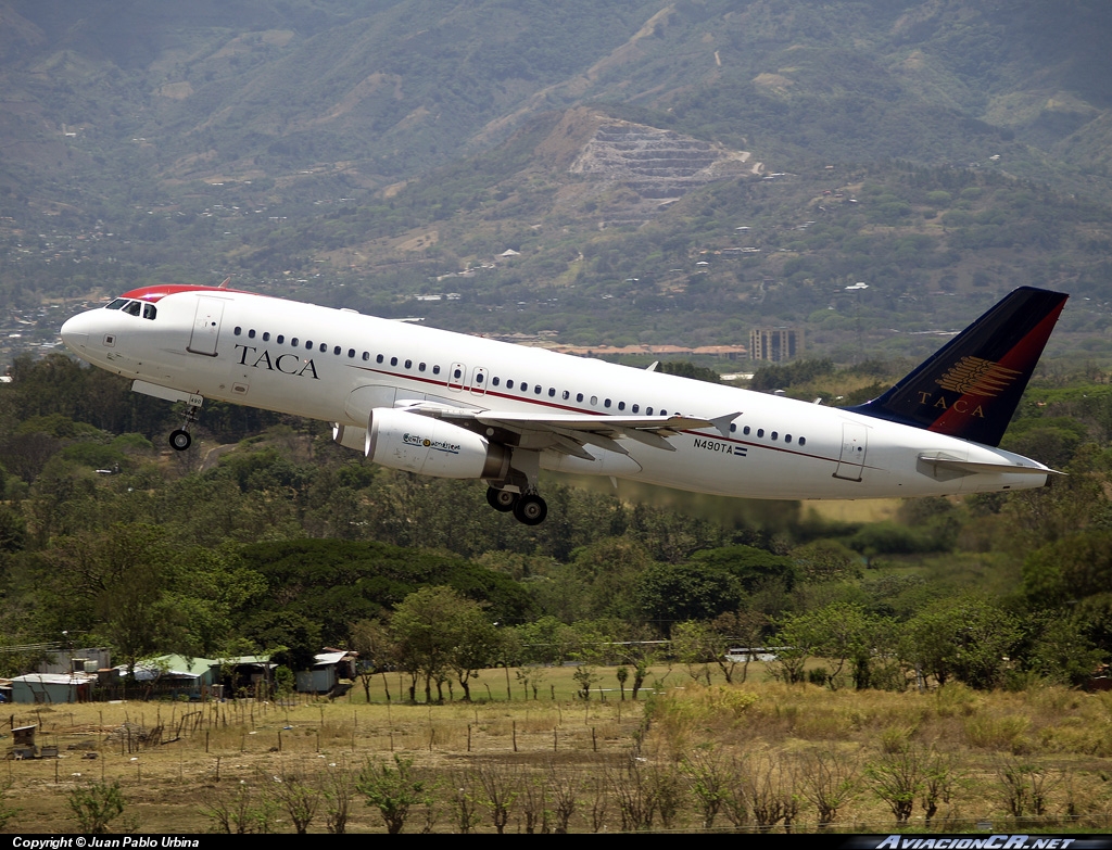 N490TA - Airbus A320-233 - TACA