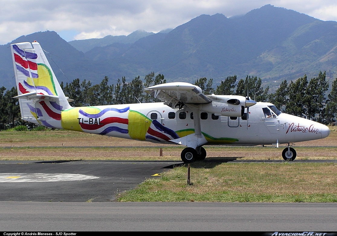 TI-BAL - De Havilland Canada DHC-6-300 Twin Otter - Nature Air