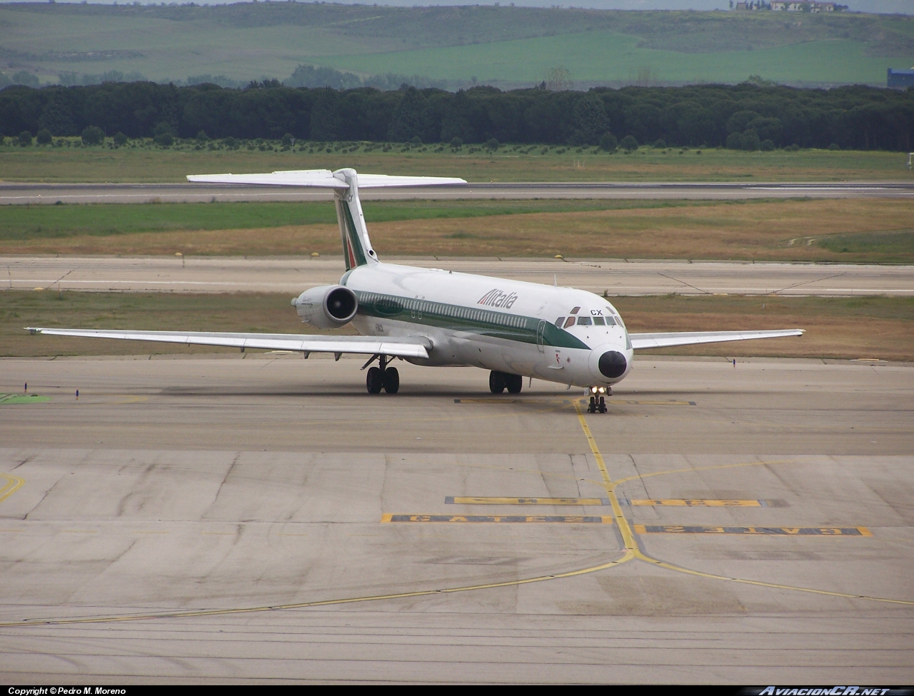 I-DACX - McDonnell Douglas MD-82 - Alitalia