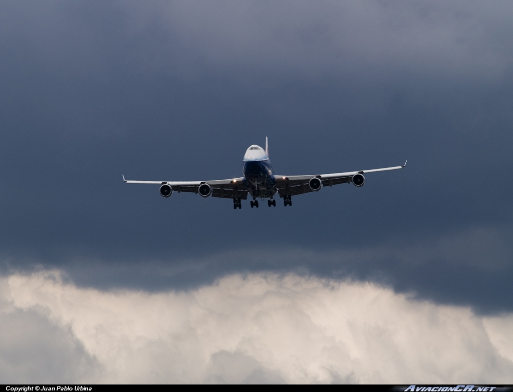 B-18210 - Boeing 747-409 - China Airlines